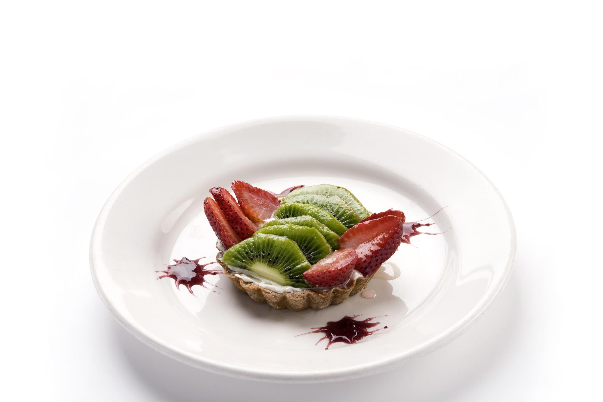 Talerz fine dining z minimalistyczną kompozycją
